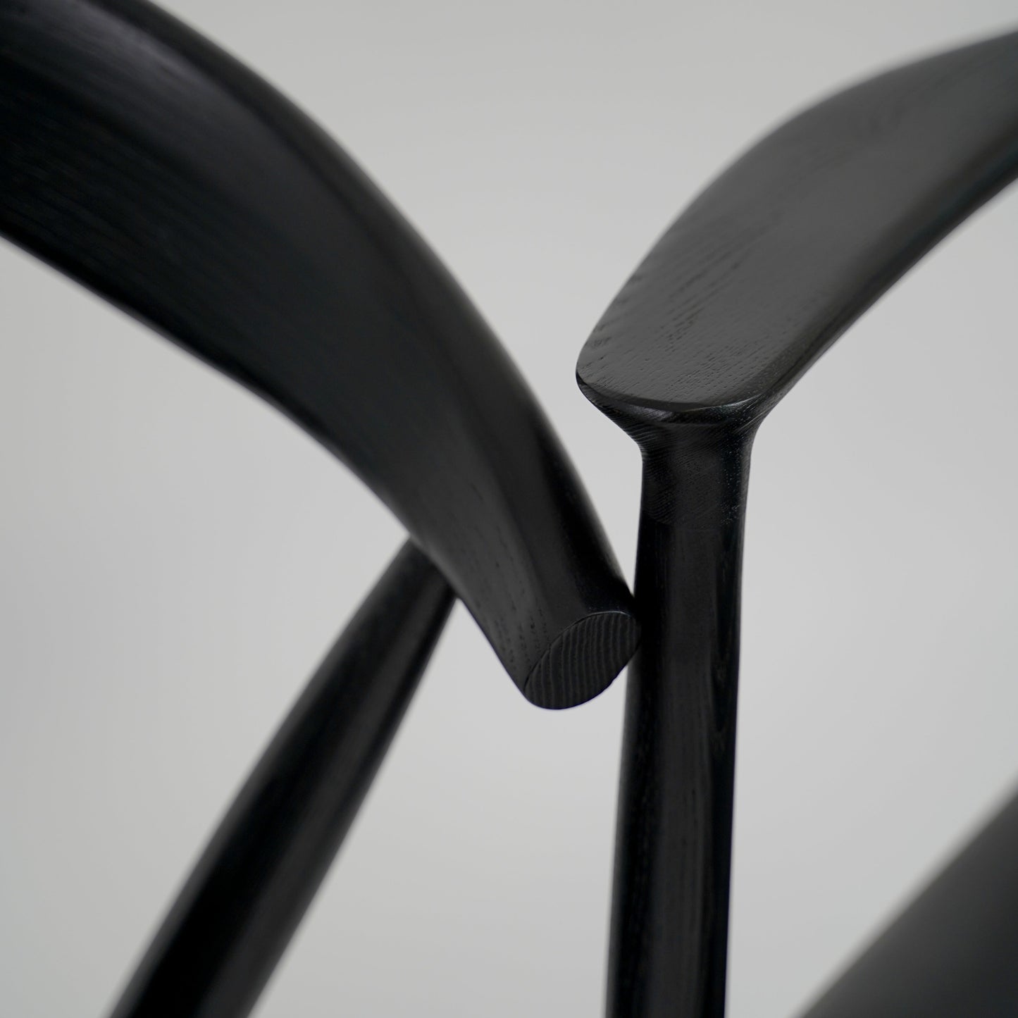 Kennedy Elbow Chair (Black/Italian Leather)