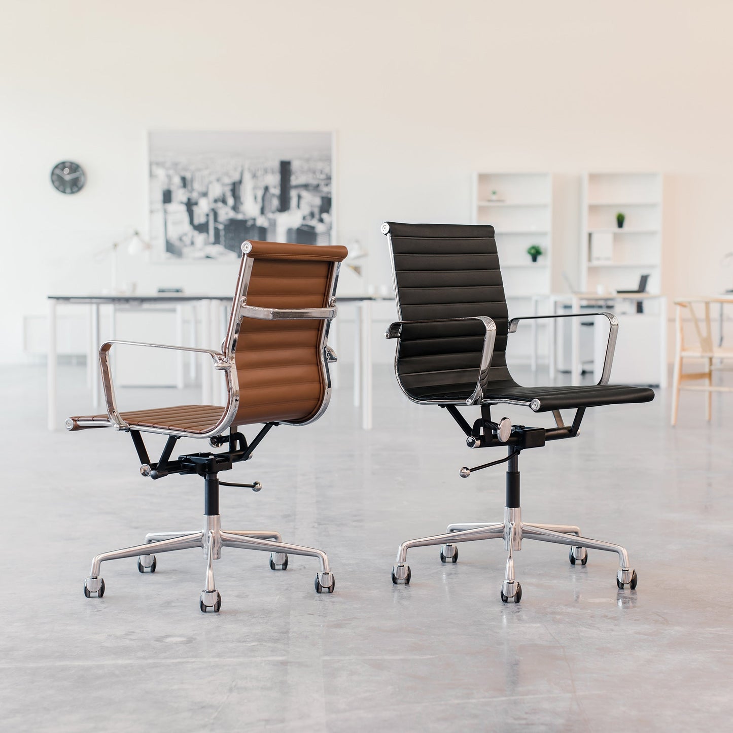 Classic SOHO Ribbed Management Chair (Charcoal Fabric)