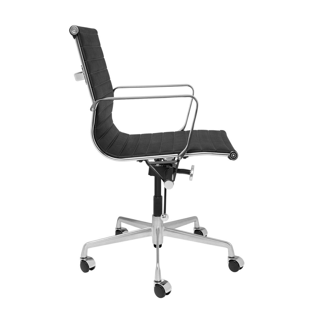 Classic SOHO Ribbed Management Chair (Black)